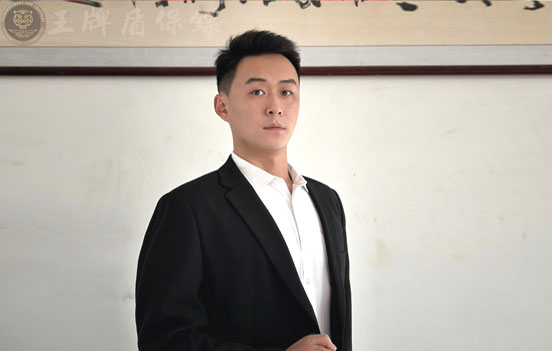 广东高学历私人保镖—解放军退役、擅长拳击、散打